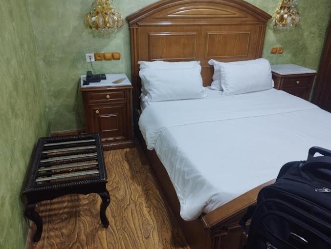Hotel Ville Des Roses Blida Bagian luar foto