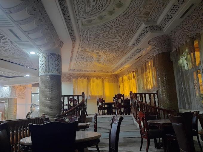 Hotel Ville Des Roses Blida Bagian luar foto