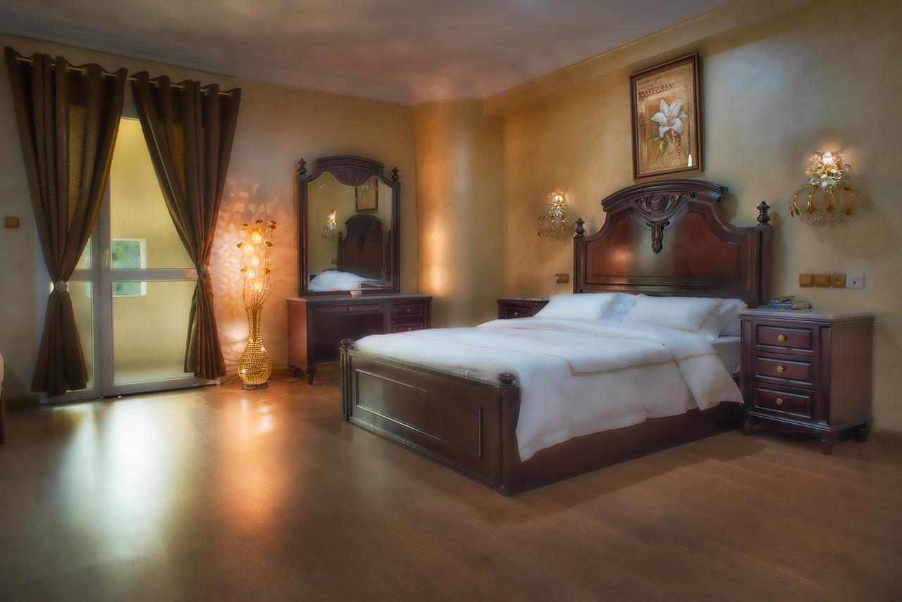 Hotel Ville Des Roses Blida Ruang foto