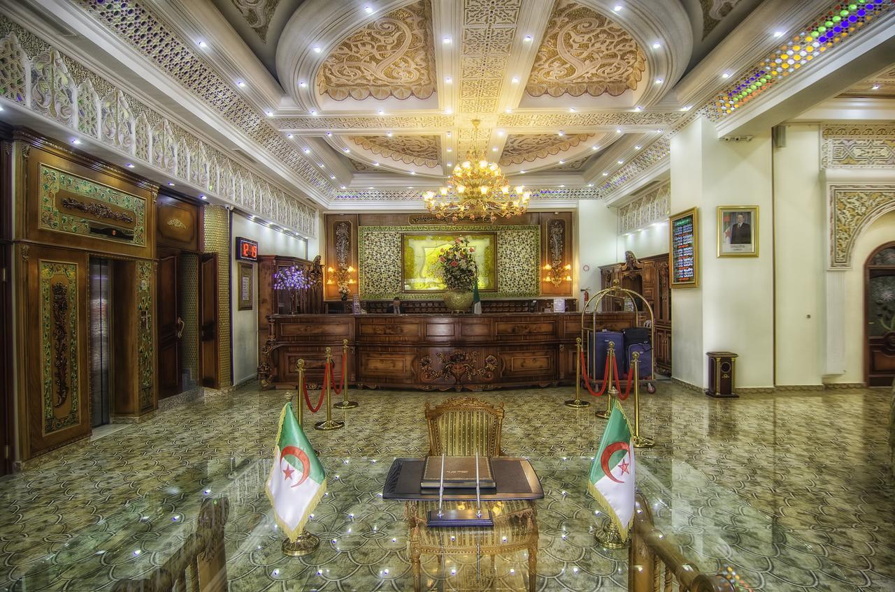 Hotel Ville Des Roses Blida Bagian luar foto