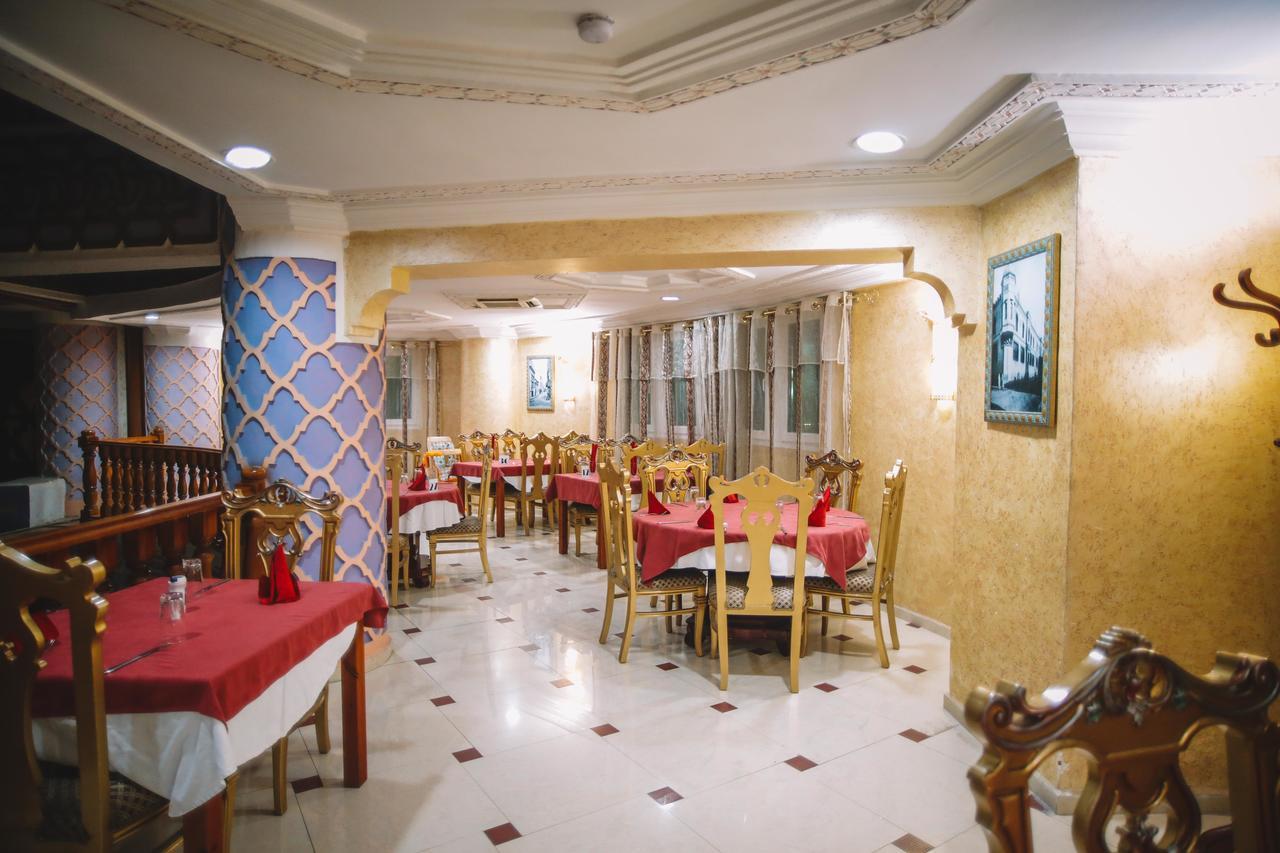 Hotel Ville Des Roses Blida Bagian luar foto