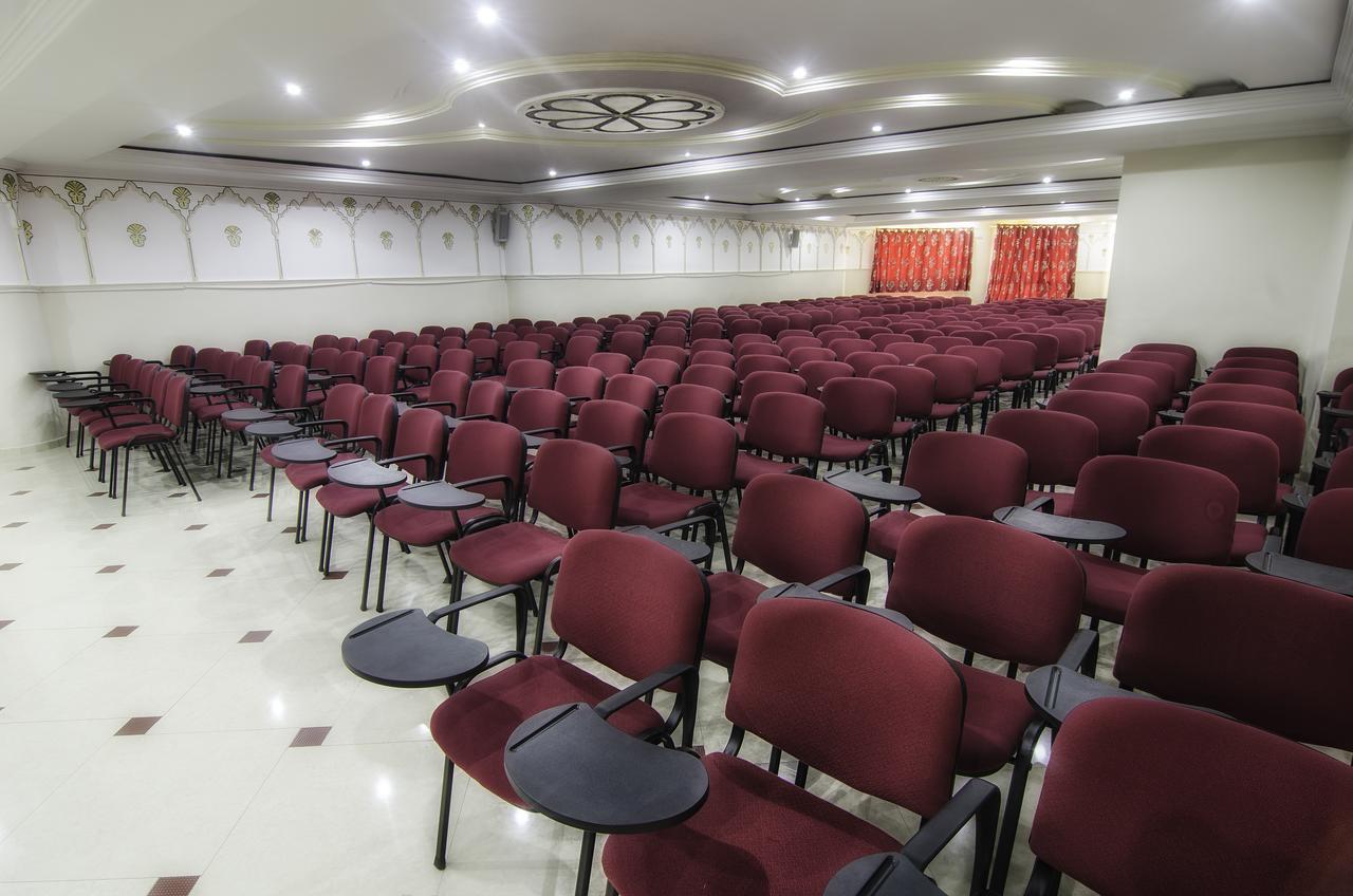 Hotel Ville Des Roses Blida Bagian luar foto